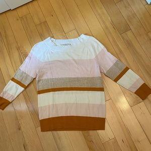 LOFT - small sweater top - NEW worn once